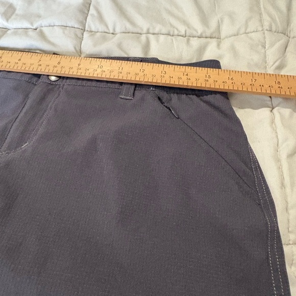 KUHL women’s Strattus skort size 8 grey mid length - Picture 8 of 10
